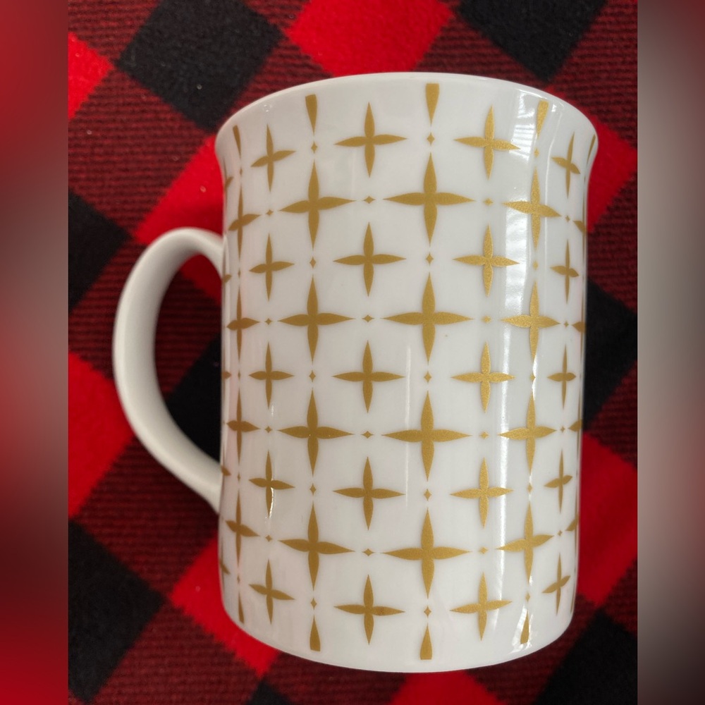 Gold Star Pattern Mug - Picture 3 of 3